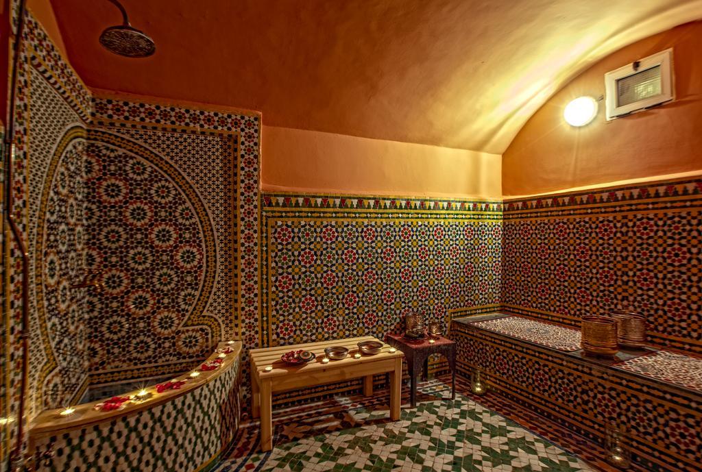 Отель Royal Mirage Deluxe Марракеш Экстерьер фото A hammam in Marrakech, Morocco
